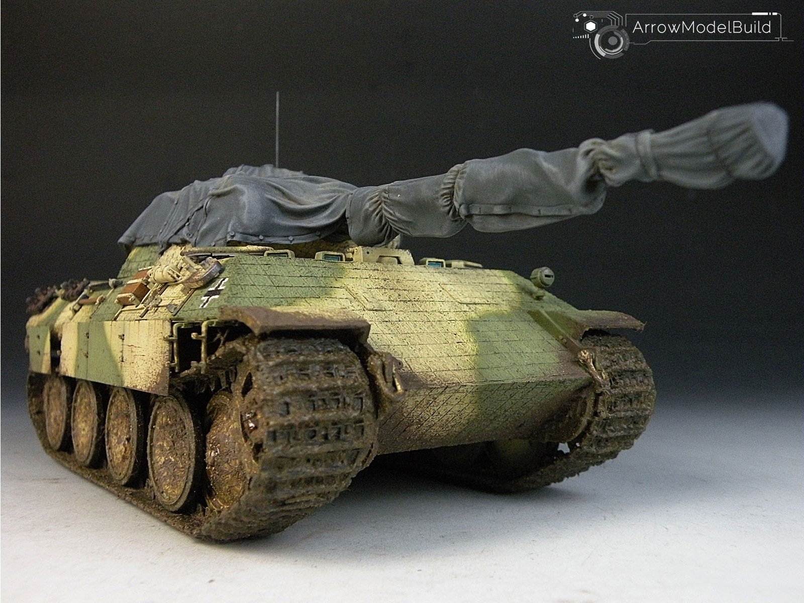 Arrowmodelbuild Panther D Tank With Cover Built And Painted 135 Model