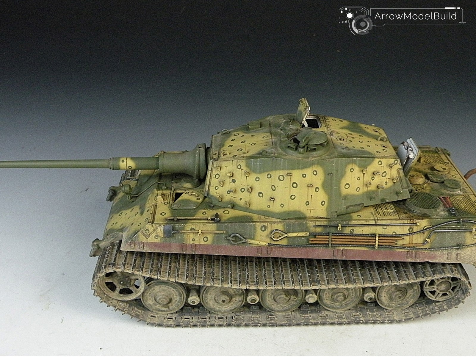 ArrowModelBuild - Figure and Robot, Gundam, Military, Vehicle, Arrow, Model  Build. ArrowModelBuild King Tiger Octopus Pattern Camouflage Tank Built &  Painted 1/35 Model Kit