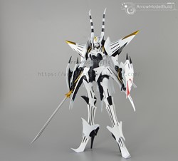 Picture of The Five Star Stories White Phantom Built & Painted 1/100 Model Kit