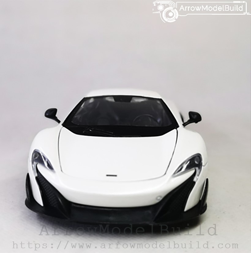 Picture of ArrowModelBuild McLaren 675LT Custom Color (White) 1/24 Model Kit